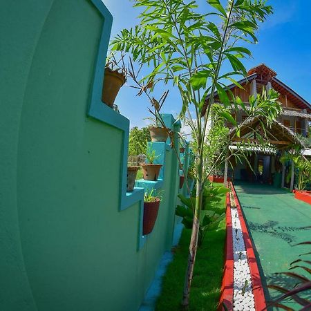 Neem Garden Guest House 바티칼로아 외부 사진
