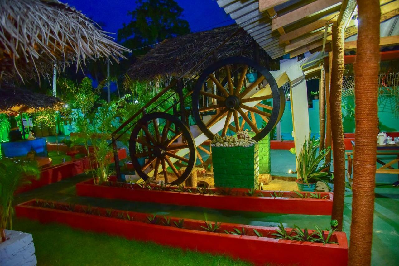Neem Garden Guest House 바티칼로아 외부 사진