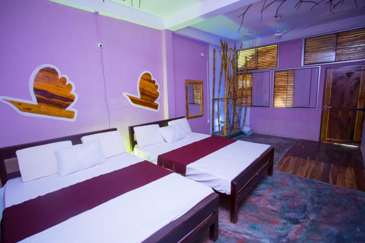 Neem Garden Guest House 바티칼로아 객실 사진