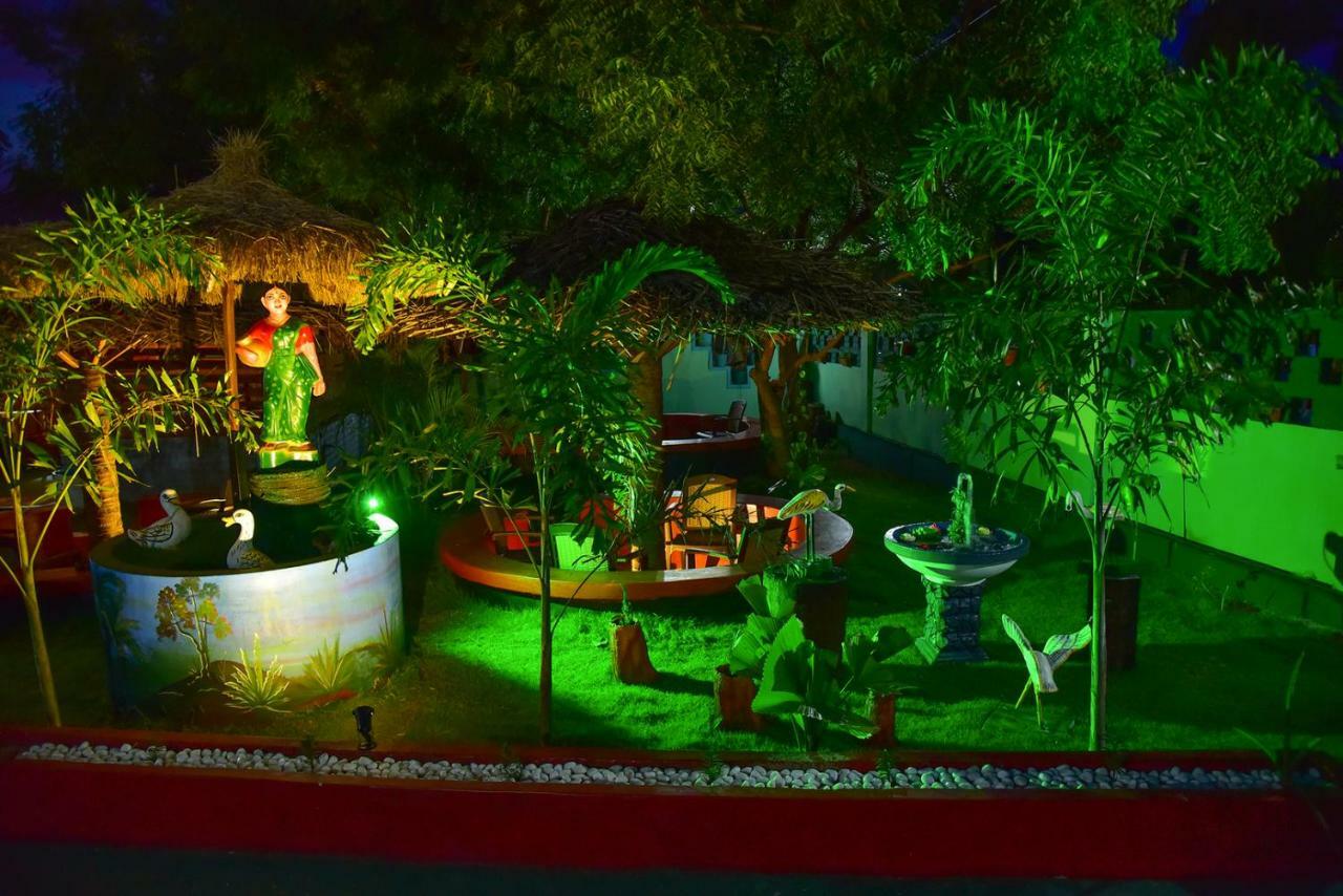 Neem Garden Guest House 바티칼로아 외부 사진